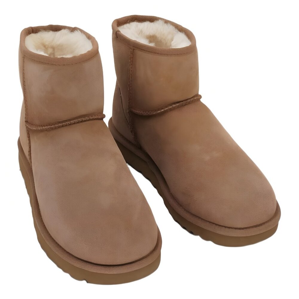 UGG Classic II Short Boot Chestnut - Womens US 8M/9M EU 39/40